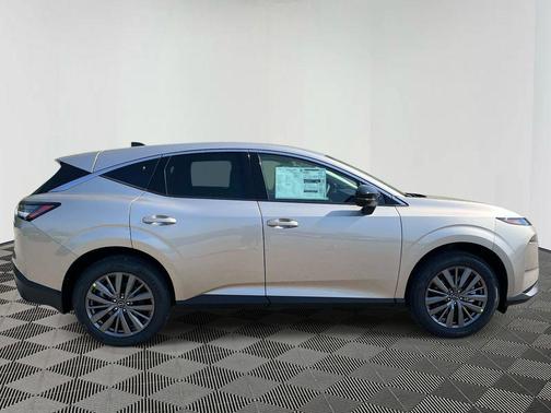 Silver Metallic 2026 Nissan Murano SL
