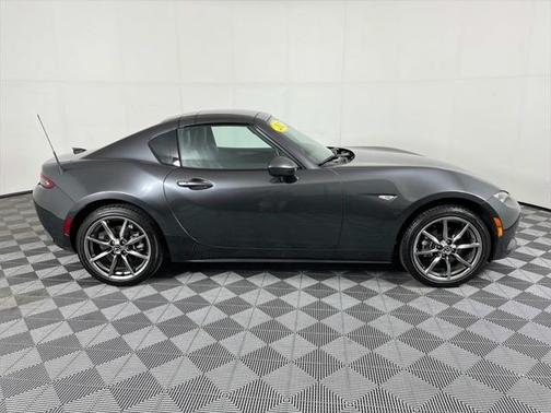2022 Mazda MX-5 Miata RF Grand Touring
