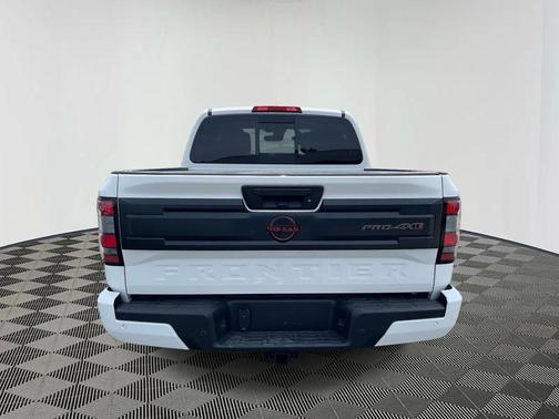 Glacier White 2026 Nissan Frontier PRO-4X
