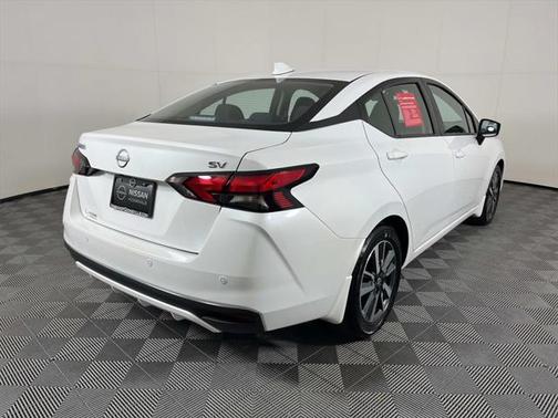 2024 Nissan Versa 1.6 SV