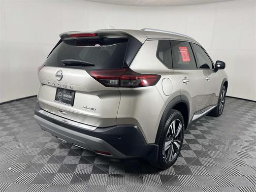 2021 Nissan Rogue SL
