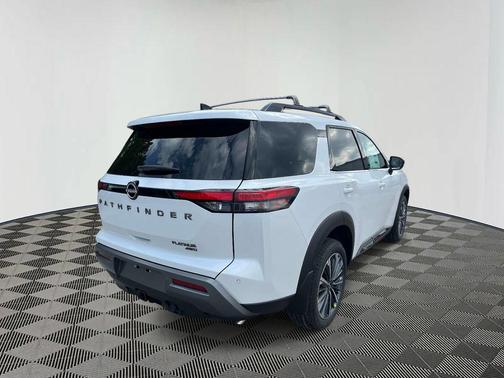 White Pearl 2026 Nissan Pathfinder Platinum