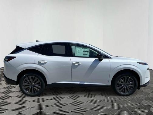 White Pearl 2026 Nissan Murano SL