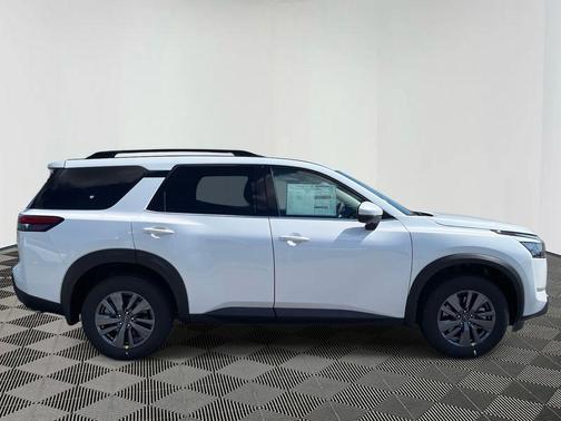 2025 Nissan Pathfinder SV 4WD