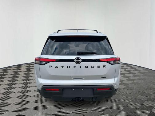 2025 Nissan Pathfinder SV 4WD