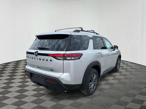 2025 Nissan Pathfinder SV 4WD