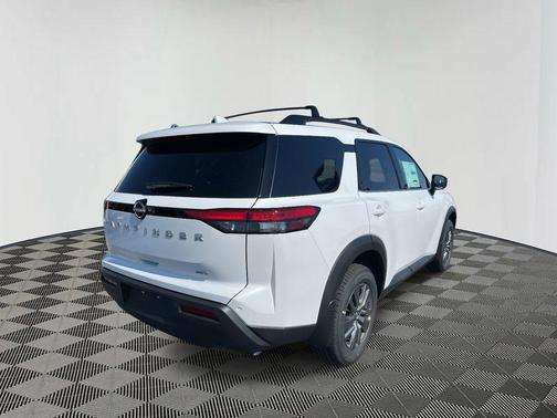 2025 Nissan Pathfinder SV 4WD