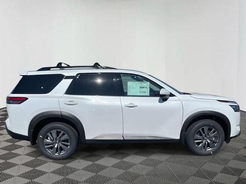 2025 Nissan Pathfinder SV 4WD