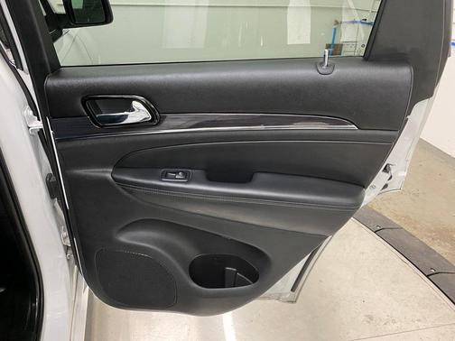 2020 Jeep Grand Cherokee Overland for sale in Gowanda, NY - image 31