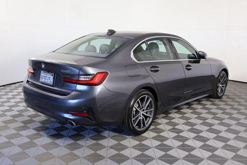 2019 BMW 330 330i