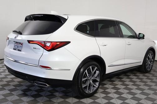 Platinum White Pearl 2023 Acura MDX