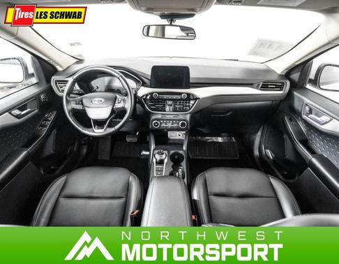 Photo 2 of 26 of 2020 Ford Escape SEL