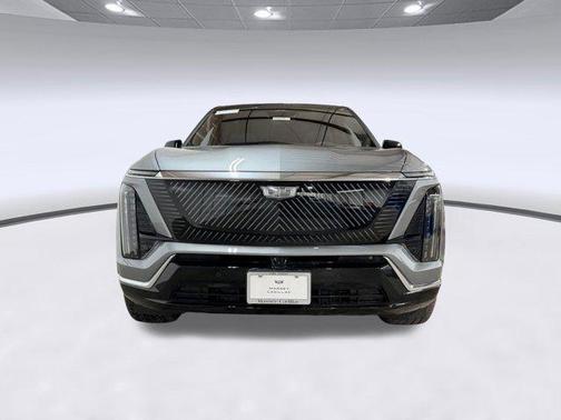 Argent Silver Metallic 2026 Cadillac VISTIQ Premium Luxury