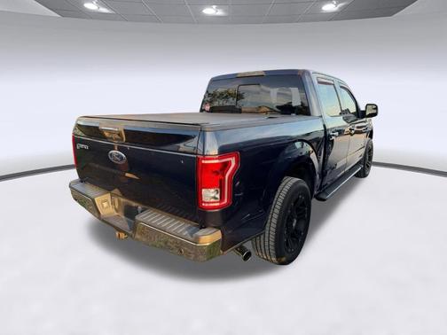 Blue 2015 Ford F-150 XLT