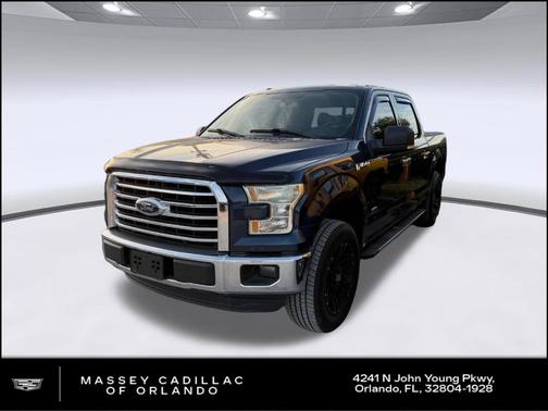 Blue 2015 Ford F-150 XLT