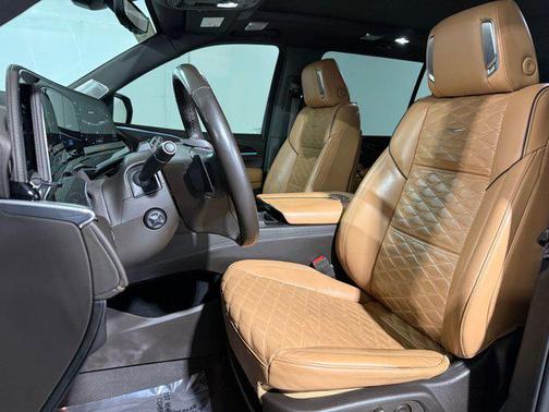 2022 Cadillac Escalade ESV Premium Luxury