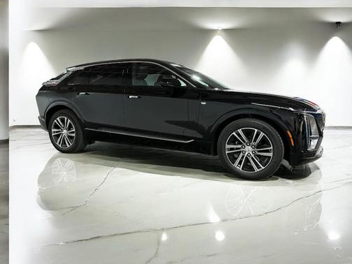 2025 Cadillac LYRIQ Luxury w/1SC
