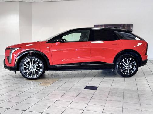 2025 Cadillac OPTIQ Sport