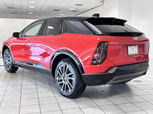 2025 Cadillac OPTIQ Sport