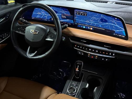 2024 Cadillac XT4 Sport
