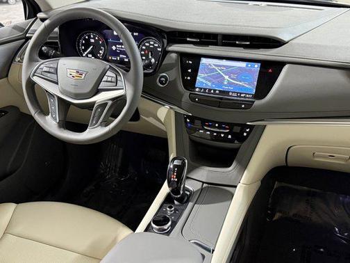 Emerald Lake Metallic 2026 Cadillac XT5 Premium Luxury