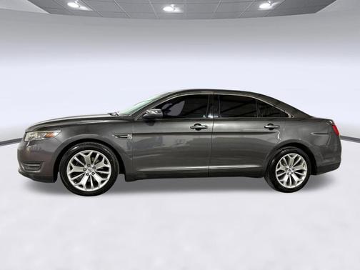 Ingot Silver Metallic 2015 Ford Taurus Limited
