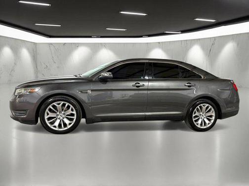 2015 Ford Taurus Limited