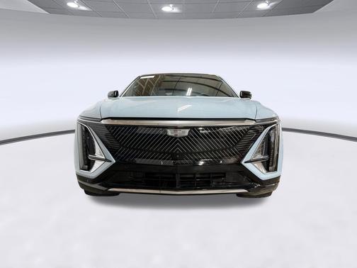 Nimbus Metallic 2024 Cadillac LYRIQ Luxury