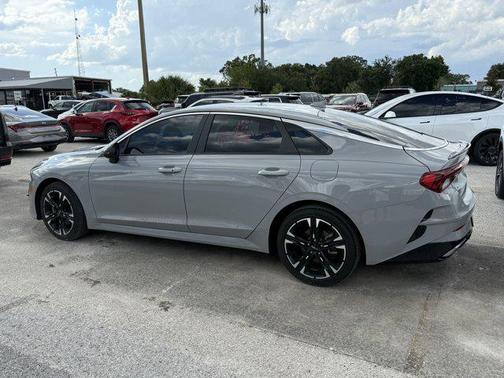 2023 Kia K5 GT-Line
