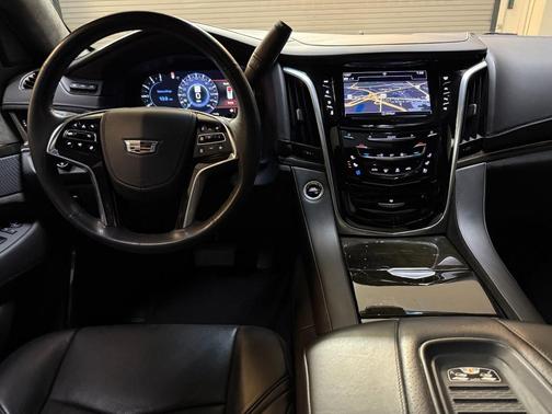 2019 Cadillac Escalade Platinum