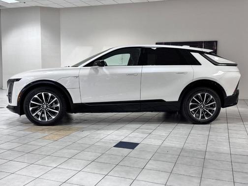 2025 Cadillac LYRIQ Sport w/1SF