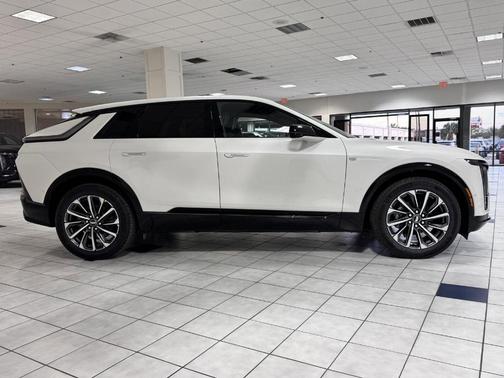 2025 Cadillac LYRIQ Sport w/1SF