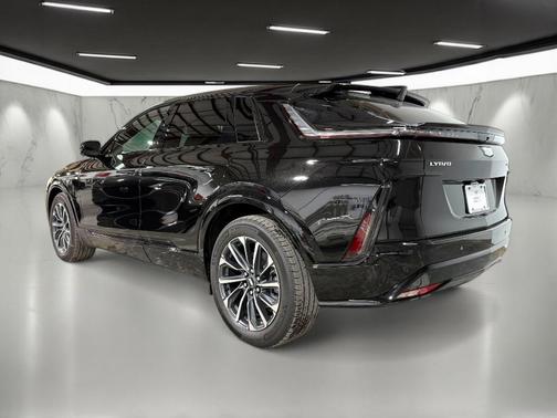 2026 Cadillac LYRIQ Premium Sport