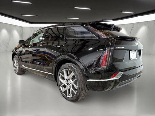 2026 Cadillac OPTIQ Premium Luxury