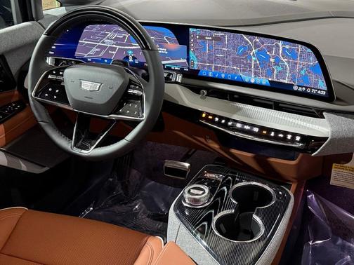 2026 Cadillac OPTIQ Premium Luxury