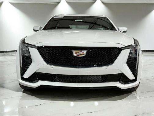 2025 Cadillac CT5 Sport