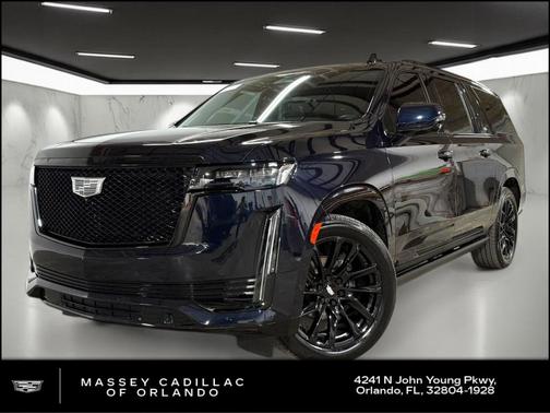 Dark Moon Blue Metallic 2022 Cadillac Escalade ESV Sport Platinum