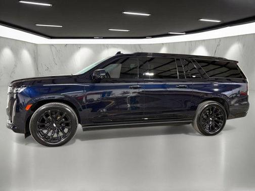 2022 Cadillac Escalade ESV Sport Platinum