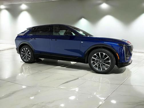 2025 Cadillac LYRIQ Sport w/1SF