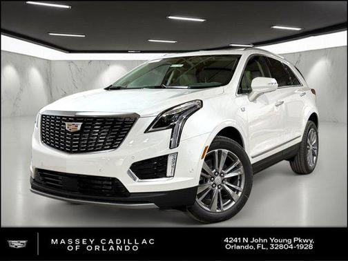 Crystal White Tricoat 2026 Cadillac XT5 Premium Luxury