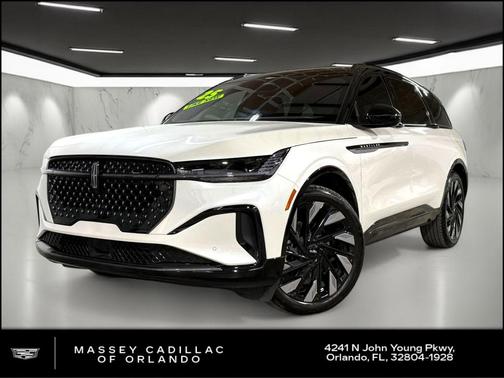 2025 Lincoln Nautilus Reserve