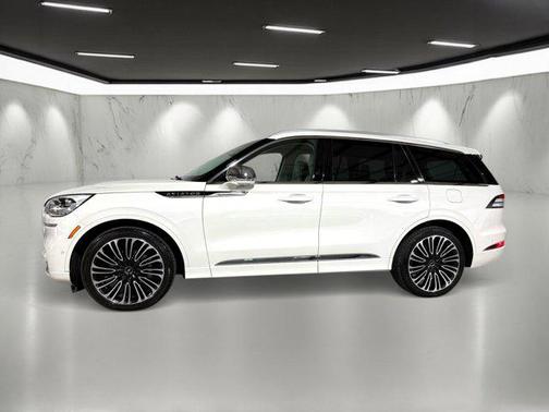 2022 Lincoln Aviator Black Label AWD