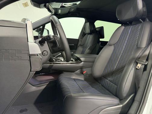 Vibrant White Tricoat 2026 Cadillac Escalade IQL Sport