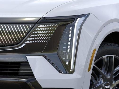 Vibrant White Tricoat 2026 Cadillac Escalade IQL Sport