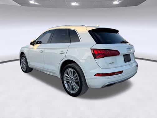 Ibis White 2018 Audi Q5 2.0T Premium Plus