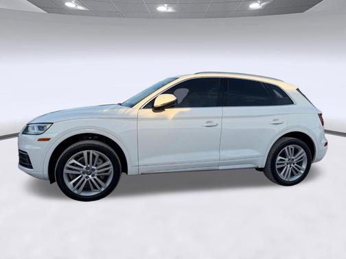 Ibis White 2018 Audi Q5 2.0T Premium Plus