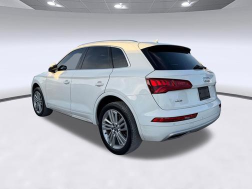 Ibis White 2018 Audi Q5 2.0T Premium Plus