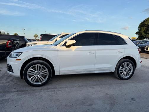 Ibis White 2018 Audi Q5 2.0T Premium Plus