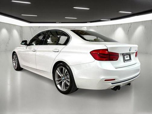 2018 BMW 330 330i