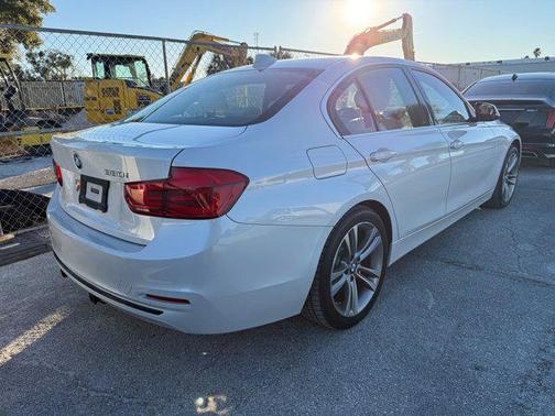 2018 BMW 330 330i